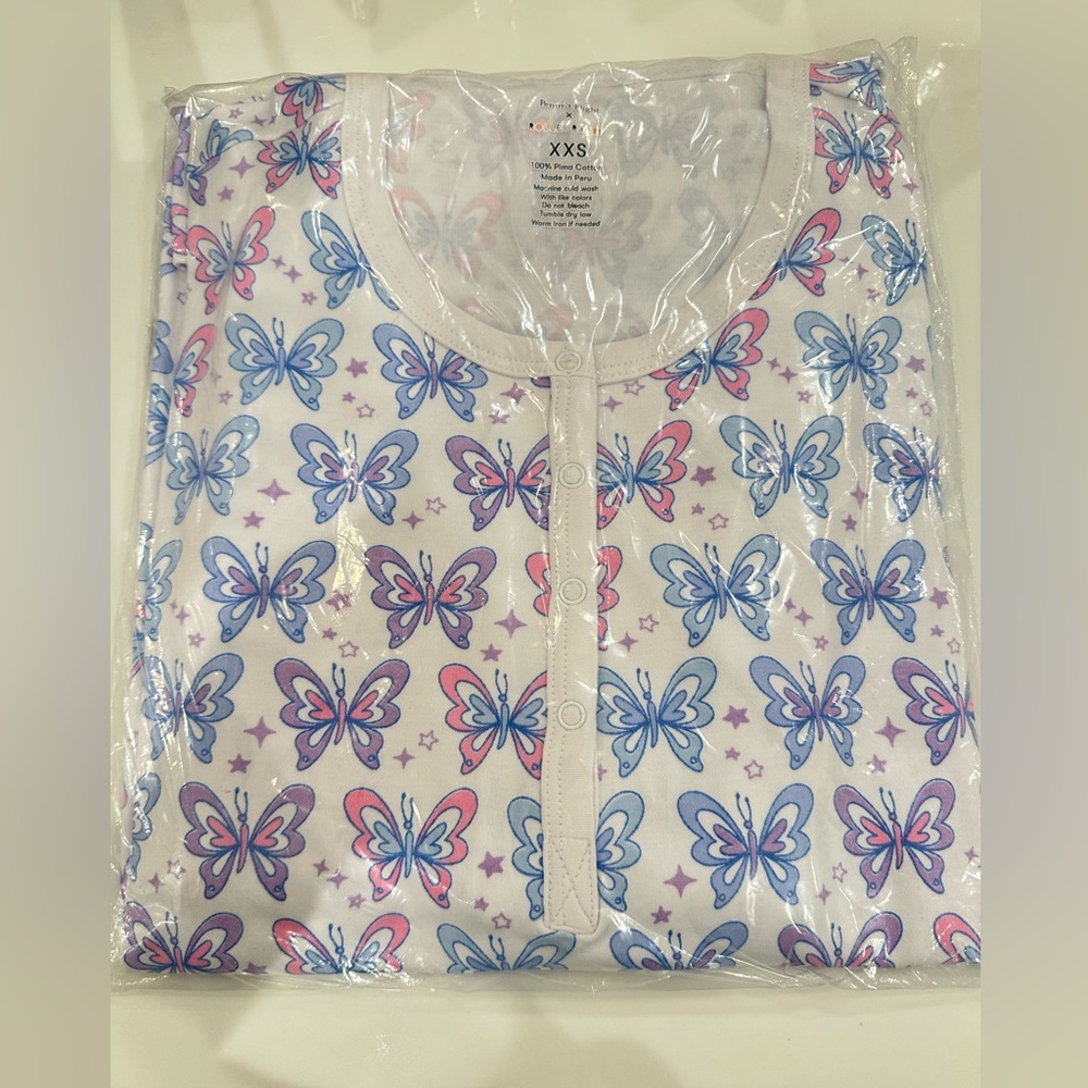 Roller Rabbit Flutter Pajama Set - Picture 1 of 2